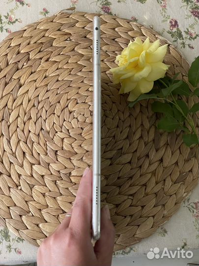 Планшет huawei