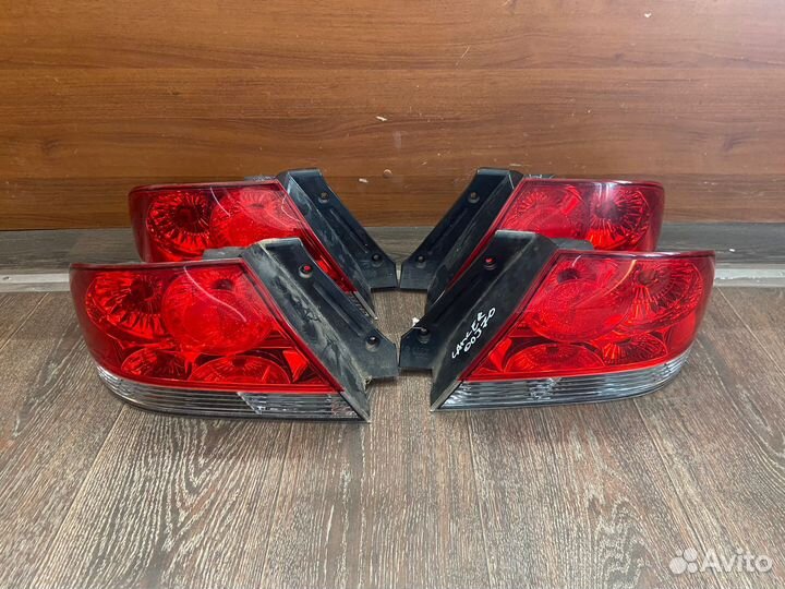 Фонари задние Mitsubishi Lancer 9 2000-2010