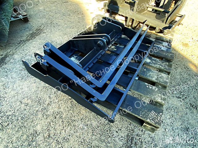 Паллетные вилы на фронтальный погрузчик Shantui