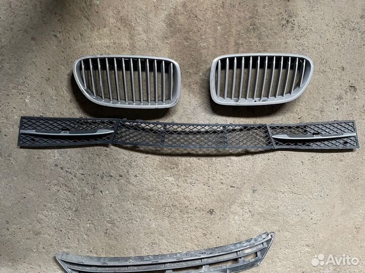 Решетки бампера ноздри bmw 5 f10/f11