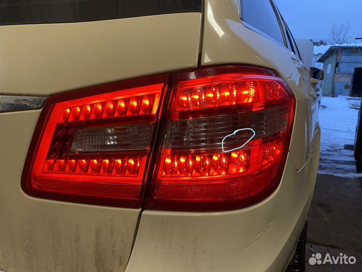 Задний правый фонарь S212 W212 Универсал