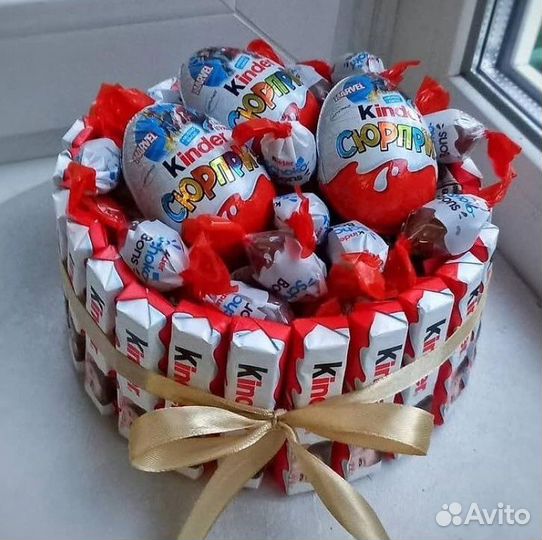 Торт из сладостей