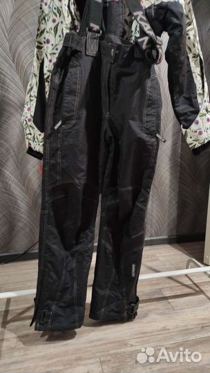 Горнолыжный костюм