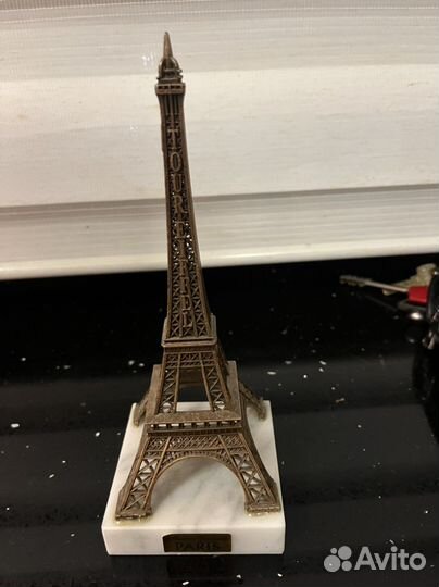 Сувенир Эйфелева башня