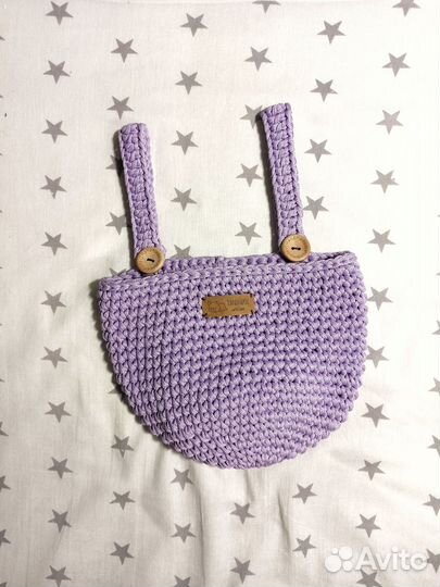 Вязаная корзинка на детскую кроватку