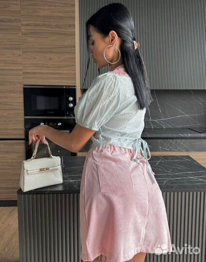 Костюм юбка-шерты и блузка