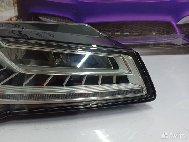 Фара правая Audi A8 D4 LED