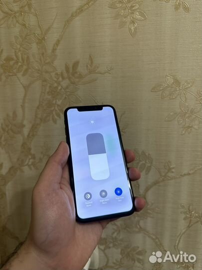 iPhone X, 64 ГБ