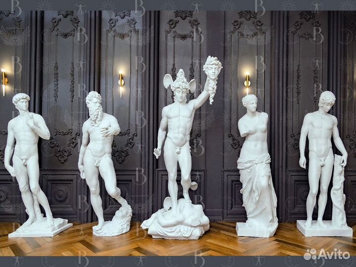 Статуя Леонида царя Спарты 2м