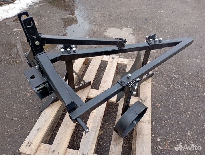 Плуг для минитрактора