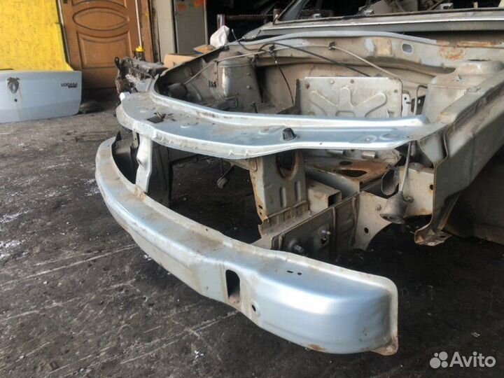 Телевизор Renault Logan K7JA710 2012