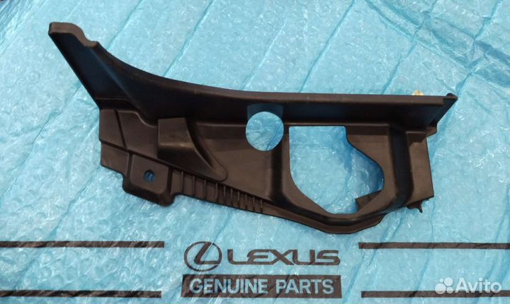 Накладка обивки багажника lexus Lx 570 правая
