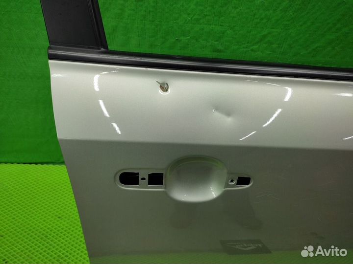 Дверь пер. прав. без накладки Hyundai Tucson 04-09