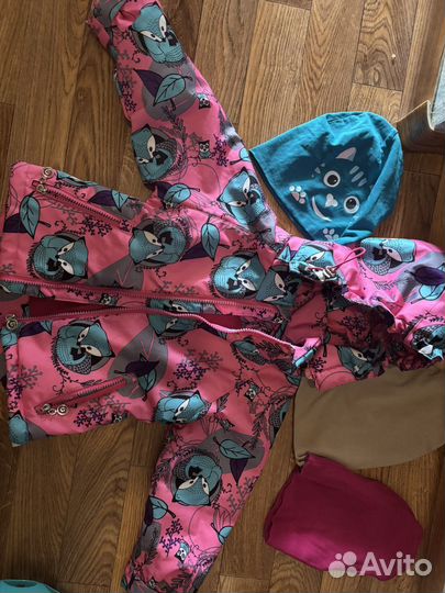 Куртка демисезонная 86 -98 +шапки отдам