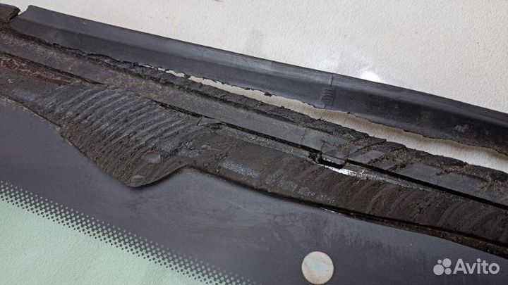 Форточка кузова задняя левая Audi A3 8PA BZB 2008