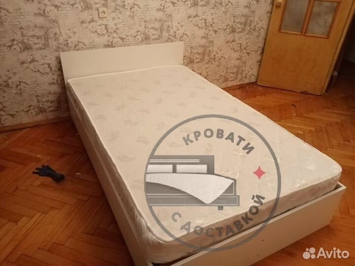 Кровать полутороспальная