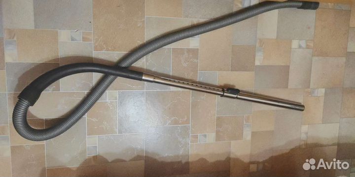 Шланг телескопическая трубка щётка на пылесос Boch