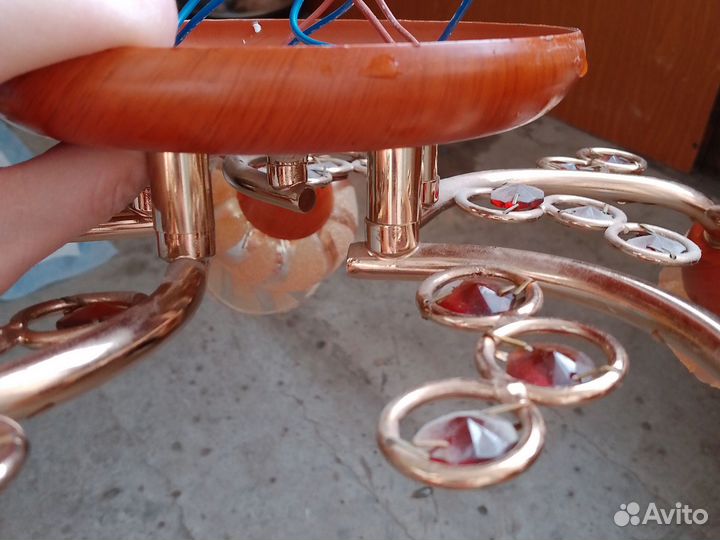 Люстра потолочная