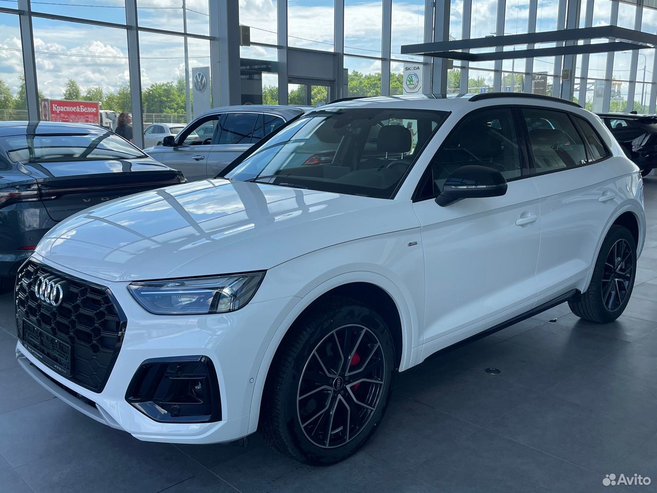 Audi Q5L 2.0 AMT, 2025, 15 км
