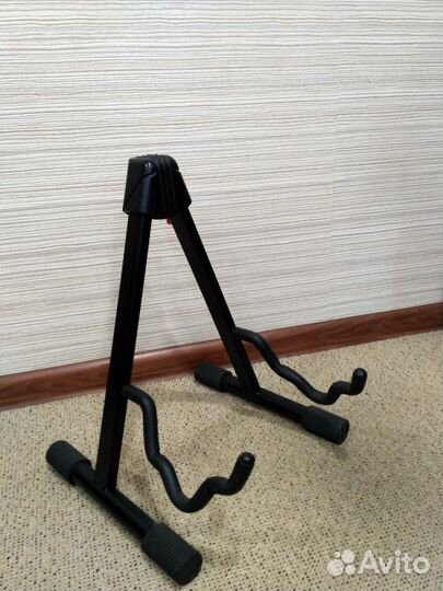 Стойка для гитары универсальная