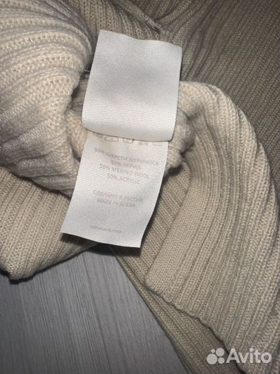 Свитер Ушатава