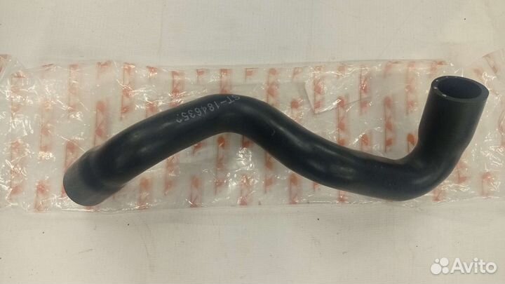 Патрубок радиатора верхний Ford Focus 3