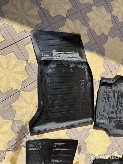 Коврики резиновые BMW e60 e39