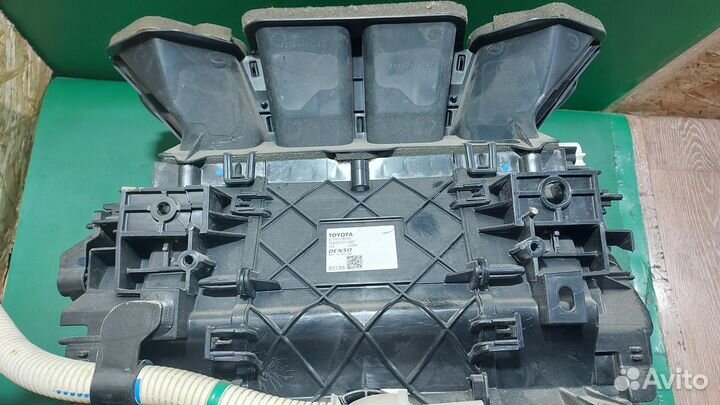 Б/У Б/У Корпус отопителя (печки) электро левая