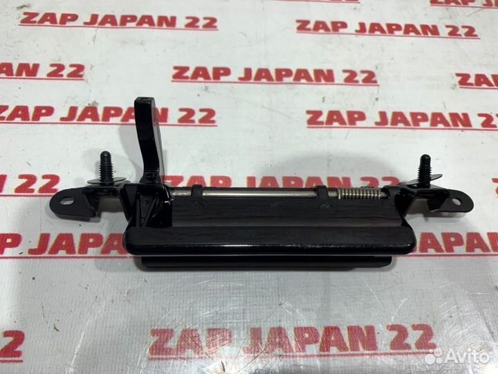 Ручка двери багажника Toyota