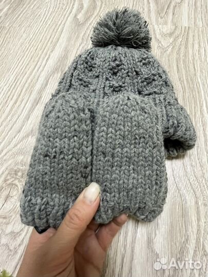 Шапка и варежки next