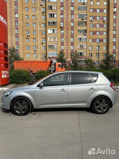 Kia Ceed 1.6 AT, 2011, 182 600 км