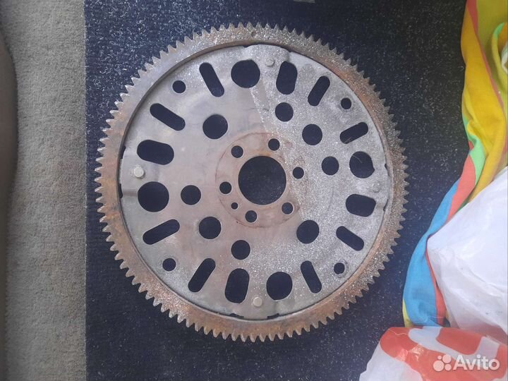 Маховик Nissan March BK12 cr14de