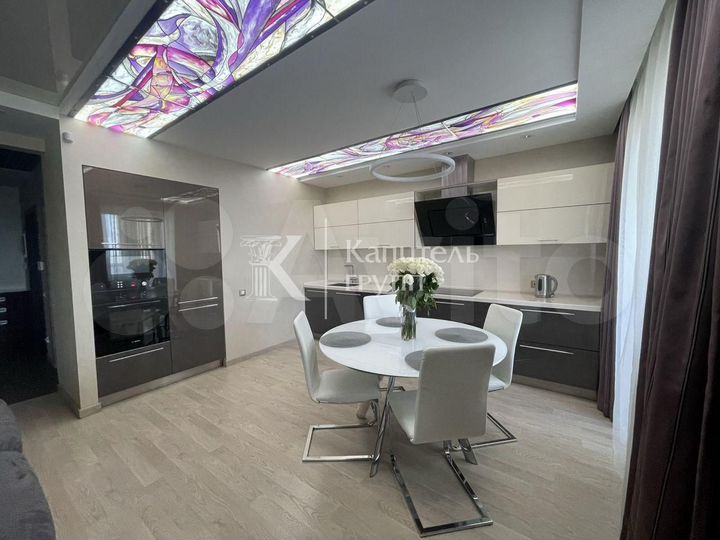 3-к. квартира, 93,3 м², 23/23 эт.