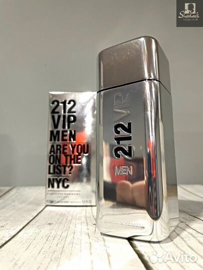 Парфюм мужской Carolina Herrera 212 VIP MEN 100 мл