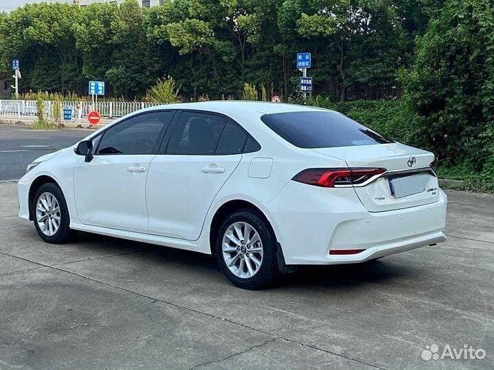 Toyota Corolla 1.2 CVT, 2021, 25 000 км