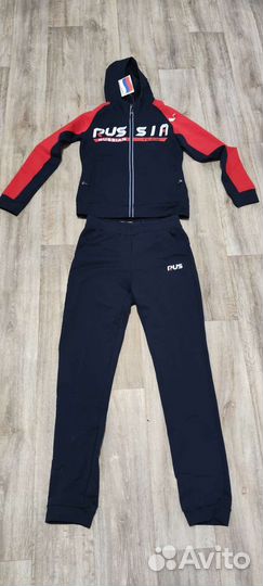 Спортивный костюм женский