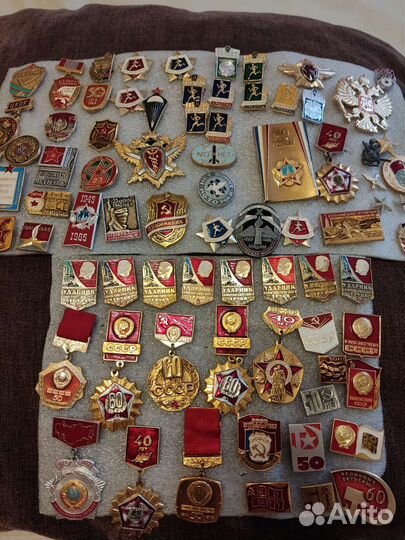 Значки Ударники и военные