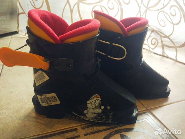 Горнолыжные ботинки. Детские