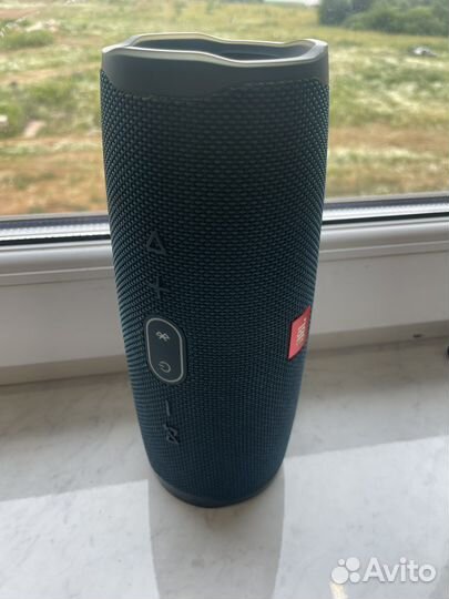 Колонка Jbl charge 4