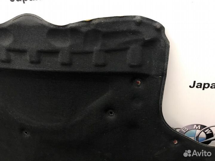 Шумоизоляция капота Mercedes-Benz E-280 W211