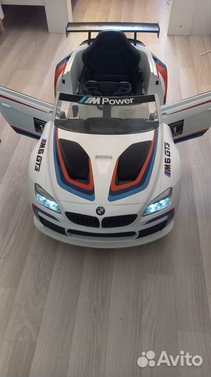 Детский электромобиль BMW