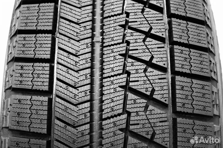 Bridgestone Blizzak VRX 185/55 R15 82S