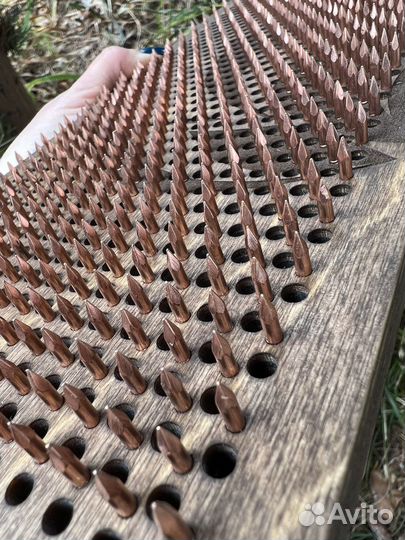 Доска садху медная с медными гвоздями