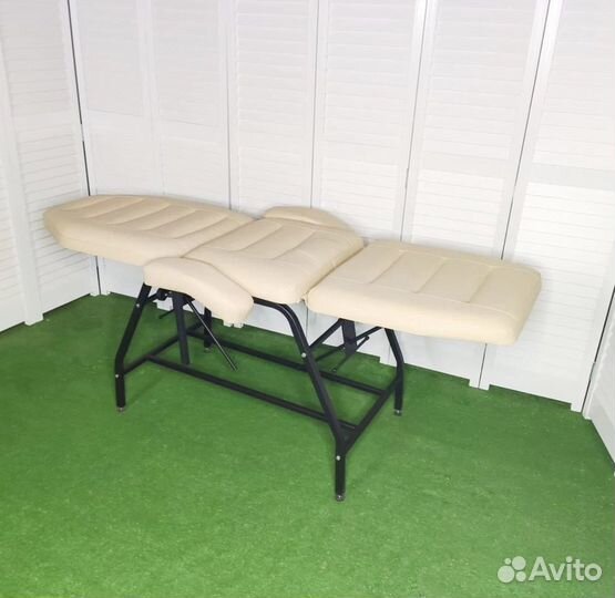 Косметологическая кушетка / кресло