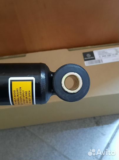 Амортизатор задний / stossdaempfer