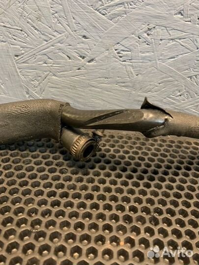 Трубка вентиляции Bentley Continental Flying Spur