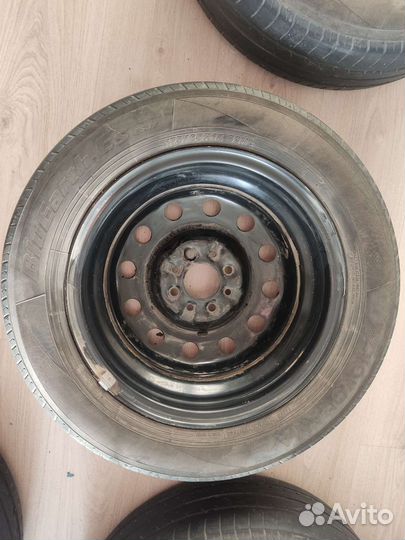 Yokohama Bluearth ES32 175/65 R14