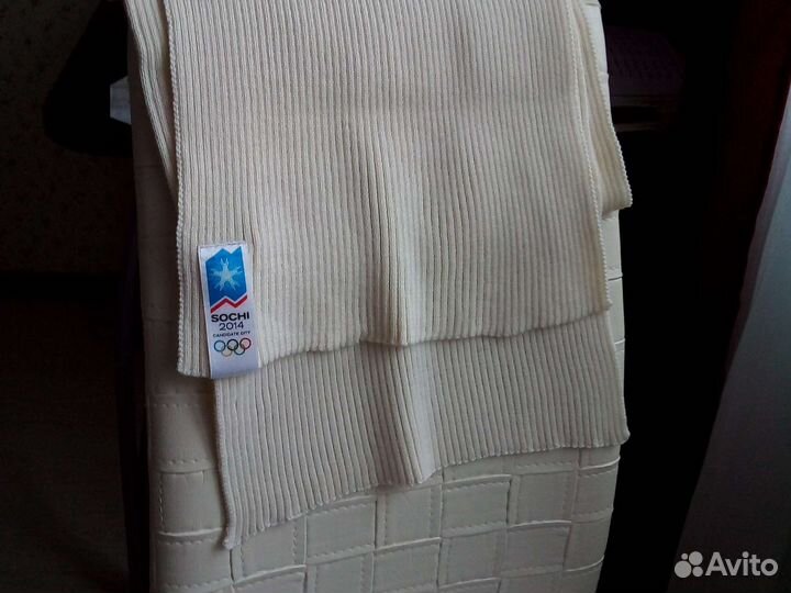 Шарф белый новый