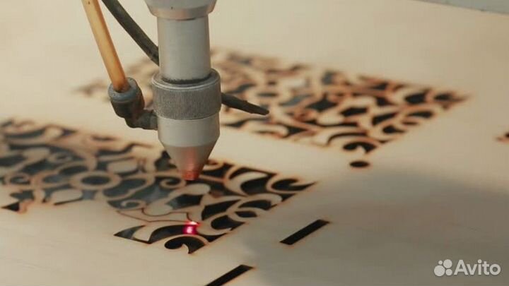 Лазерный раскрой фанеры