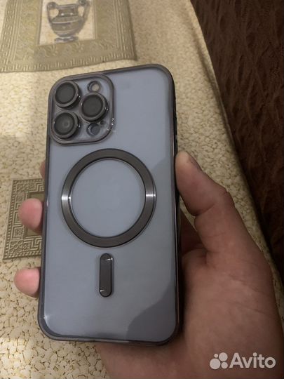 iPhone xr в корпусе 13